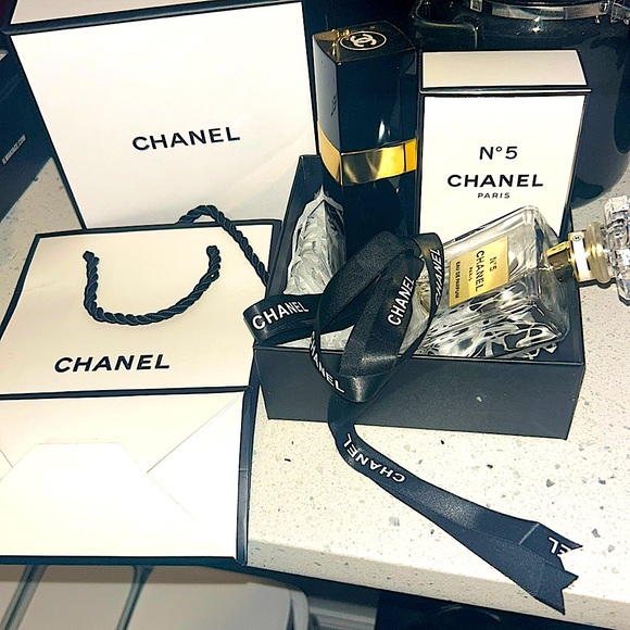Chanel No 5 RARE REFILLABLE ATOMIZER,PLUS,Spray bottle,Ribbon, 2 BOXES,& ONE BAG - Picture 4 of 12